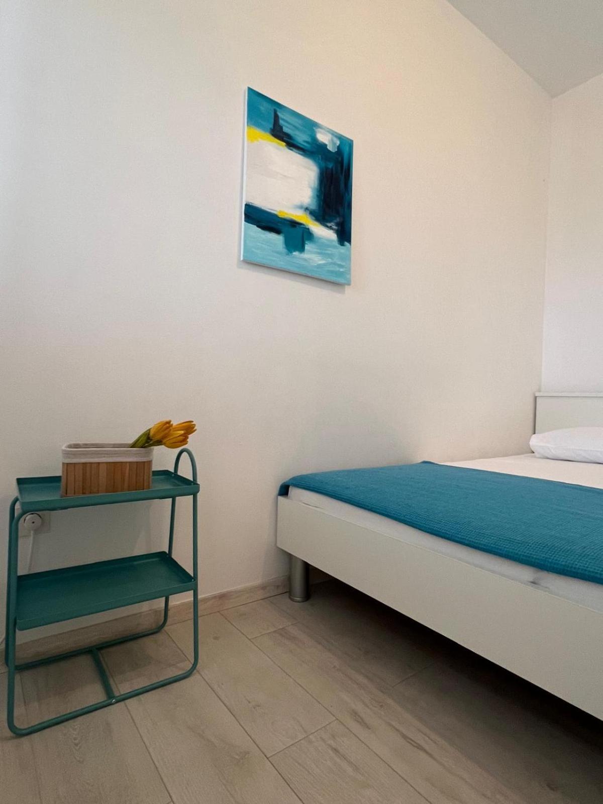 Apartments Sunset Dolac 프리모스턴 객실 사진